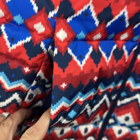 Lands’ End 600 Down Fill Vest Red Blue Pattern size large (14-16). NWT. - Picture 4 of 11
